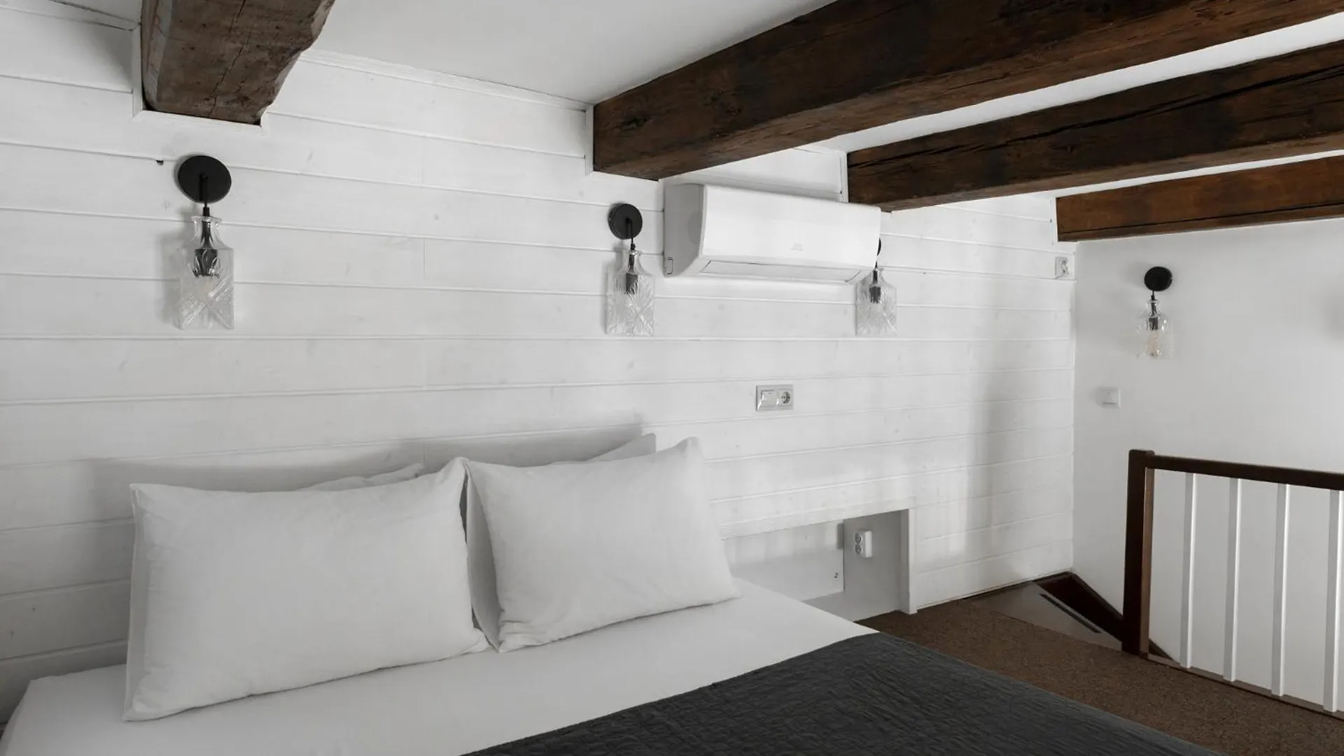 Inshiapartments On Slovatskoho Str Lviv 0*,  Ukraine